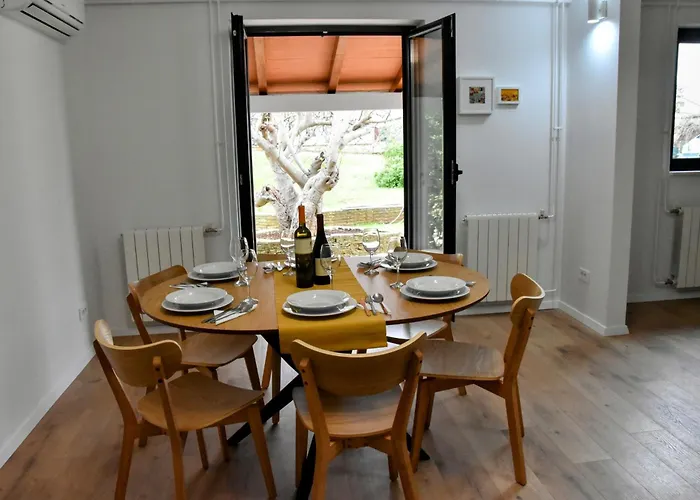 Holiday home Vacation Pula